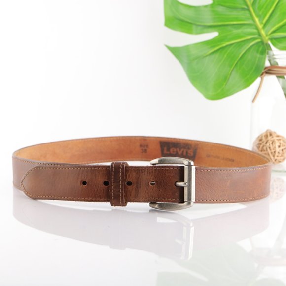 Levi's Belt Medium Brown Genuine Leather Prong Buckle Men 38 Work Casual - Picture 1 of 11